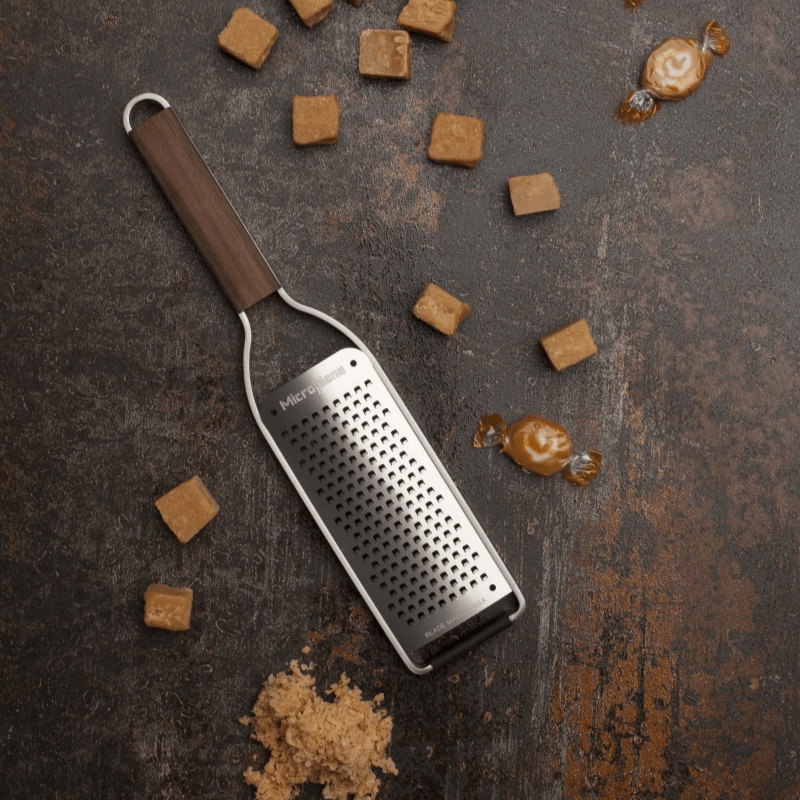 https://www.lcvdesignsndecor.co.za/shop/kitchen-dining/cooking-essentials/prep-tools/peeling-and-grating-tools/microplane-master-series-2mm-coarse/ Microplane Master Series 2mm - Coarse Grater 800 x 800px-4-min