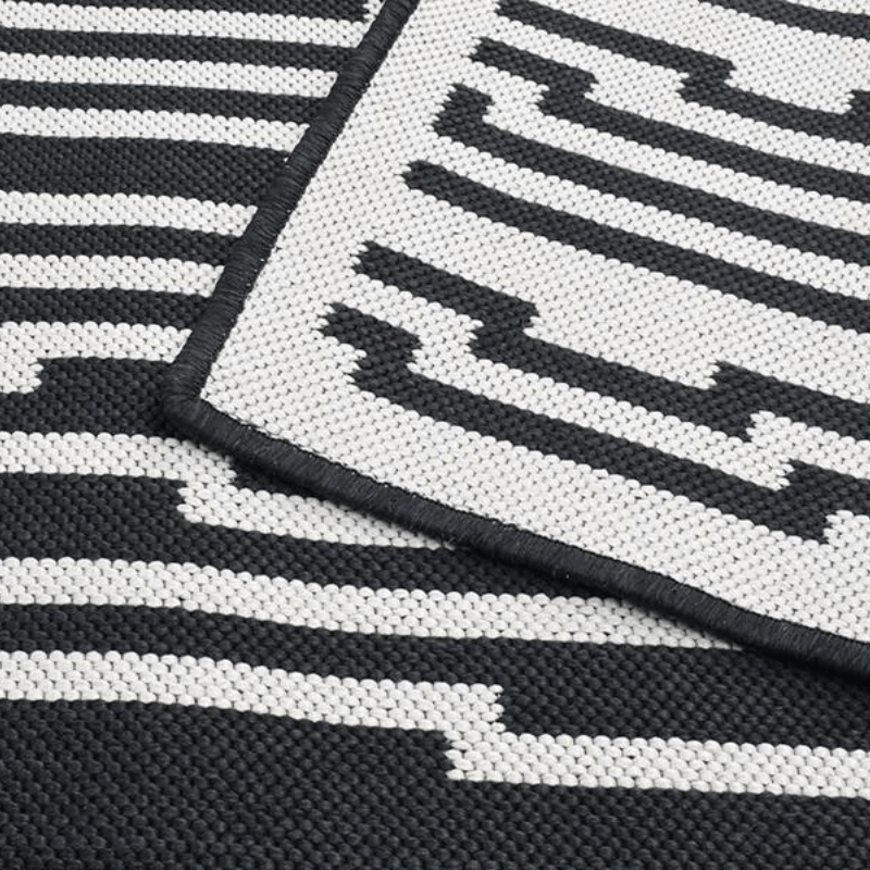 https://www.lcvdesignsndecor.co.za/shop/decor/rugs/rugs-indoor-and-outdoor-use/circuit-black-rug/ Circuit Black Rug Reversible Sides