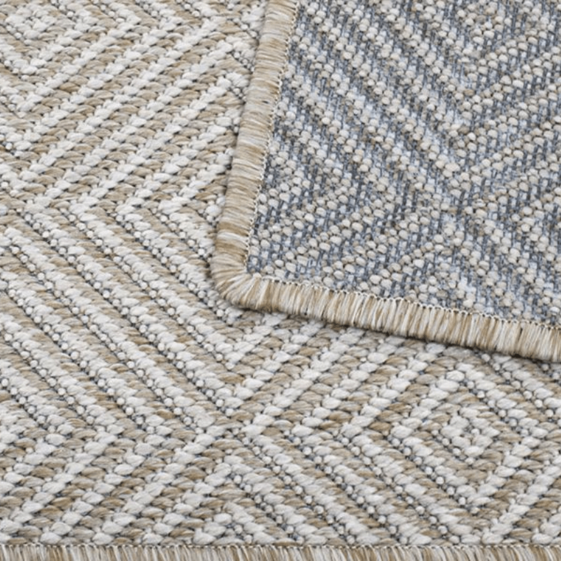 https://www.lcvdesignsndecor.co.za/shop/decor/rugs/rugs-indoor-and-outdoor-use/crystal-sand-rug/ Crystal Sand Rug Front and Back