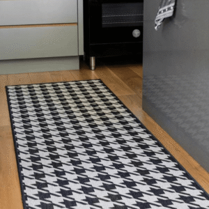 Houndstooth Black Runner Lifestyle