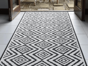 Kelim Black Runner Lifestyle