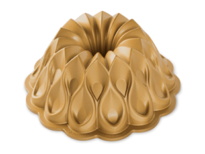 Nordic Ware Crown Bundt Pan