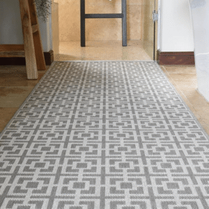 Synthesis Pewter Runner Lifestyle