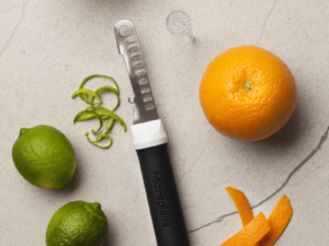 Microplane Ultimate Bar Tool 7 in 1 Lifestyle Main