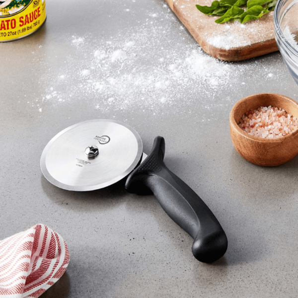 Mercer Culinary Millenia Pizza Cutter 12cm Lifestyle
