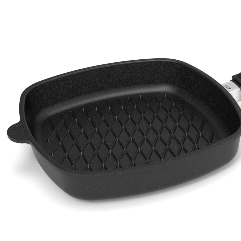 https://www.lcvdesignsndecor.co.za/shop/kitchen-dining/cooking-essentials/cookware/grill-pans-griddles/amt-28cm-surface-square-bbq-grill-pan/ AMT 28cm Surface Square BBQ Grill Pan Close-up