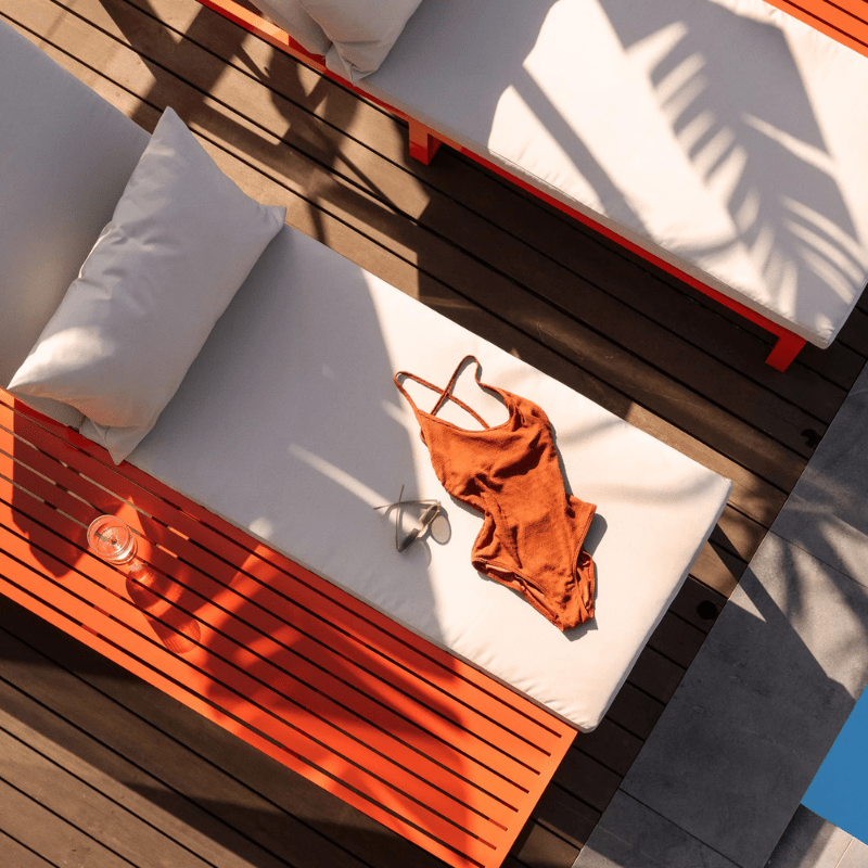 https://www.lcvdesignsndecor.co.za/shop/furniture/patio-furniture/loungers-daybeds/crystal-pool-lounger-with-side-table/ Crystal Pool Lounger with Side Table Main