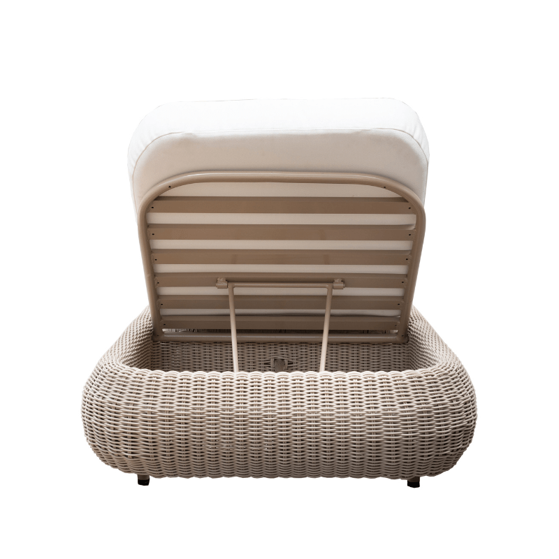 https://www.lcvdesignsndecor.co.za/shop/furniture/patio-furniture/loungers-daybeds/kendall-pool-lounger/ Kendall Pool Lounger Back View