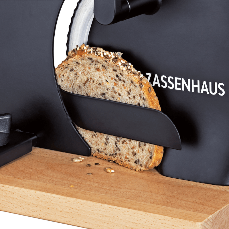 https://www.lcvdesignsndecor.co.za/shop/kitchen-dining/cooking-essentials/prep-tools/cutting-tools/zassenhaus-bread-slicer-pure-black/ Zassenhaus Bread slicer PURE Black - Side View - Close-up