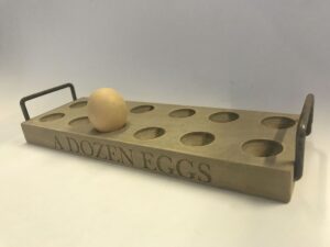Iron Handle Egg Holder