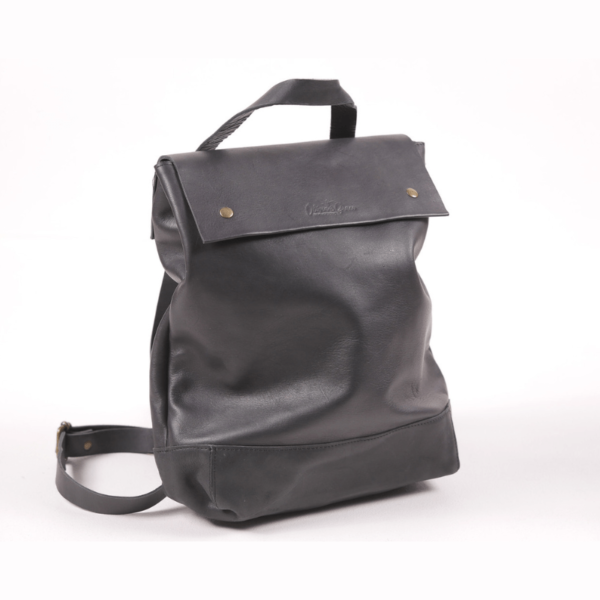 Backpack Black P2 800 x 800px-min